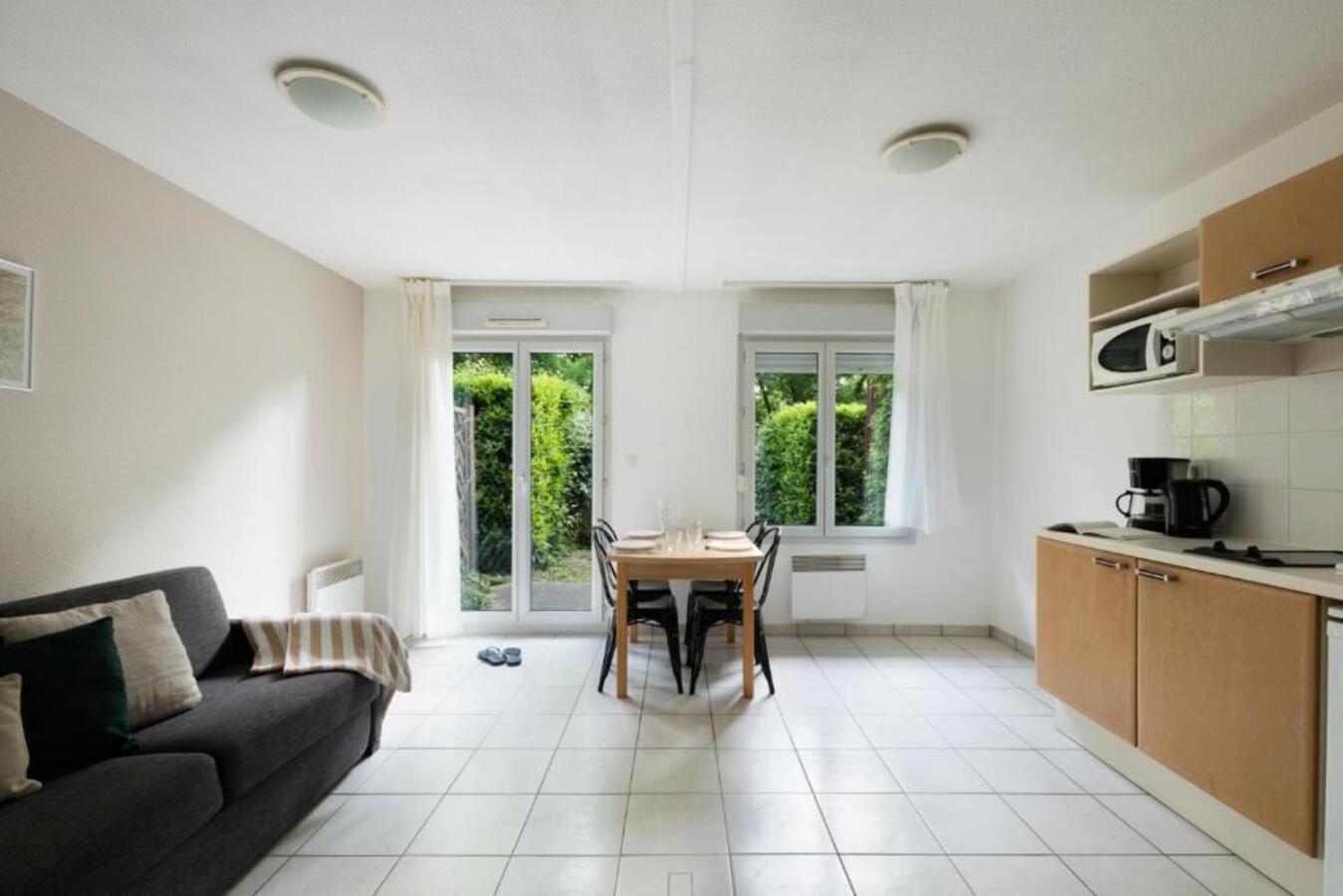 Garden & City Lyon - Lissieu Екстер'єр фото
